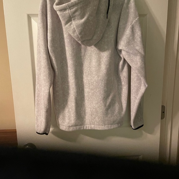 Old navy men’s pullover Size M - Picture 2 of 2